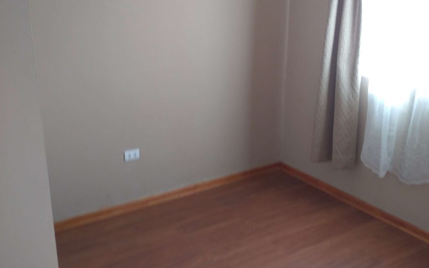 Casa 2 pisos, cerro Larraín / Valparaíso