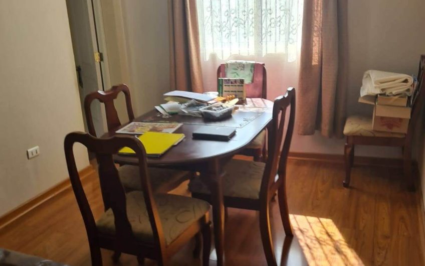 Casa 2 pisos, cerro Larraín / Valparaíso